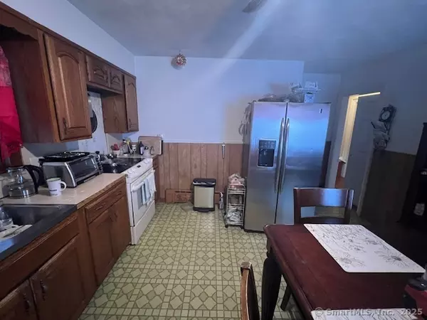 Stonington, CT 06379,12 Avery Street