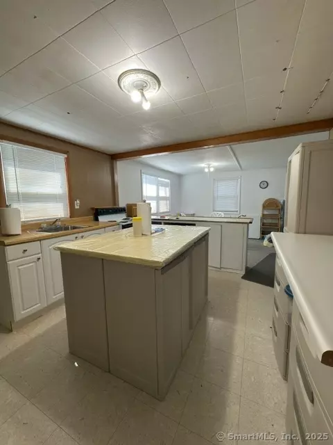 Oxford, CT 06478,134 Park Road