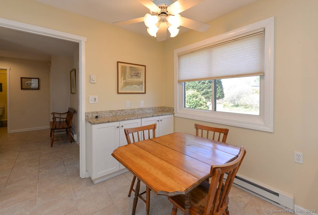 Southbury, CT 06488,927 Heritage Village #B