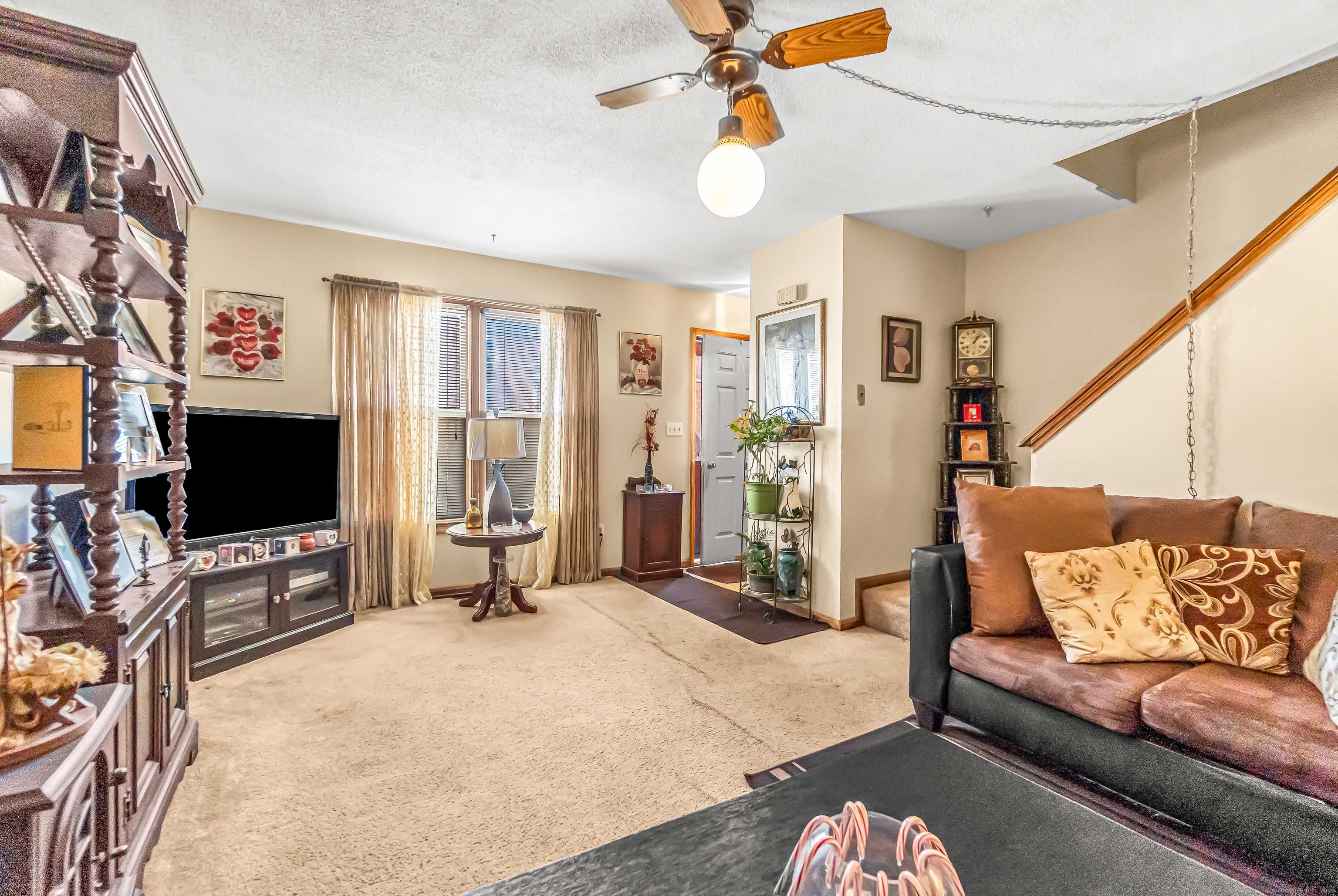 Bridgeport, CT 06610,284 Palisade Avenue