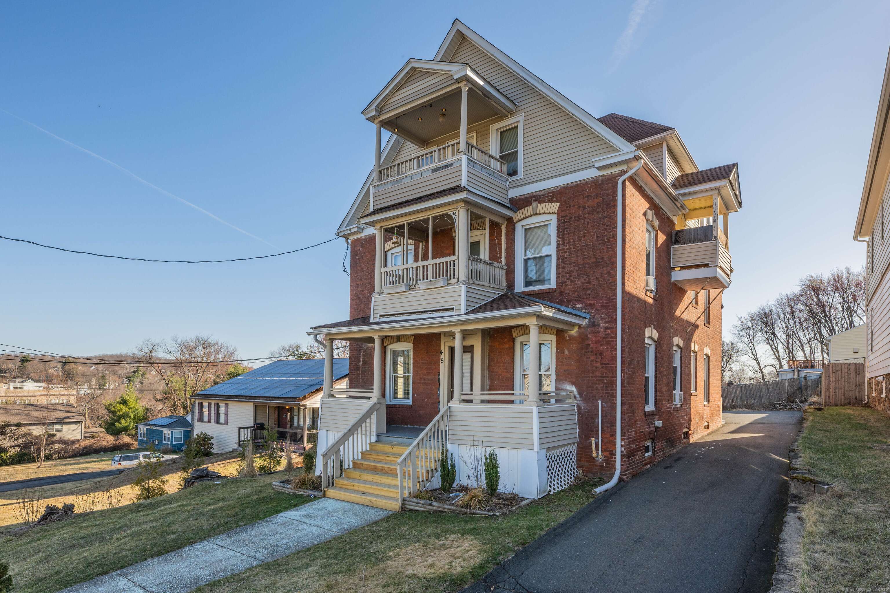 45 Willis Street, Bristol, CT 06010