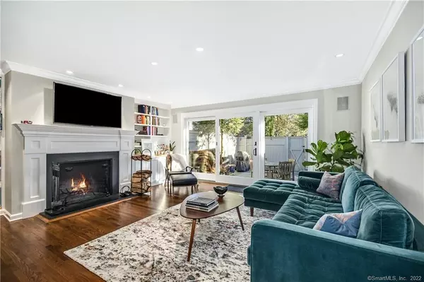312 Elm Street #APT 3, New Canaan, CT 06840
