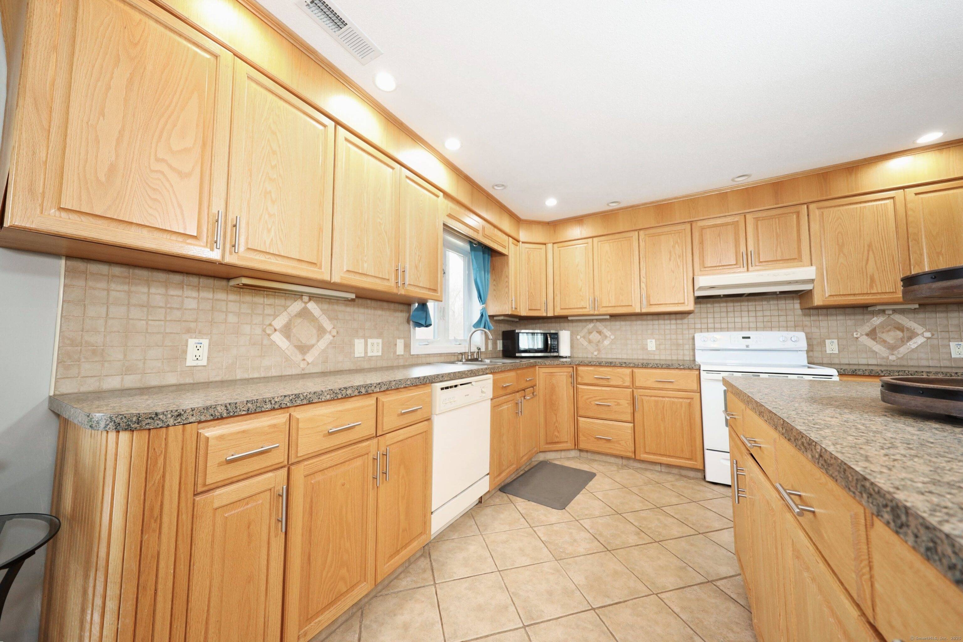 Prospect, CT 06712,7 Peach Orchard Road