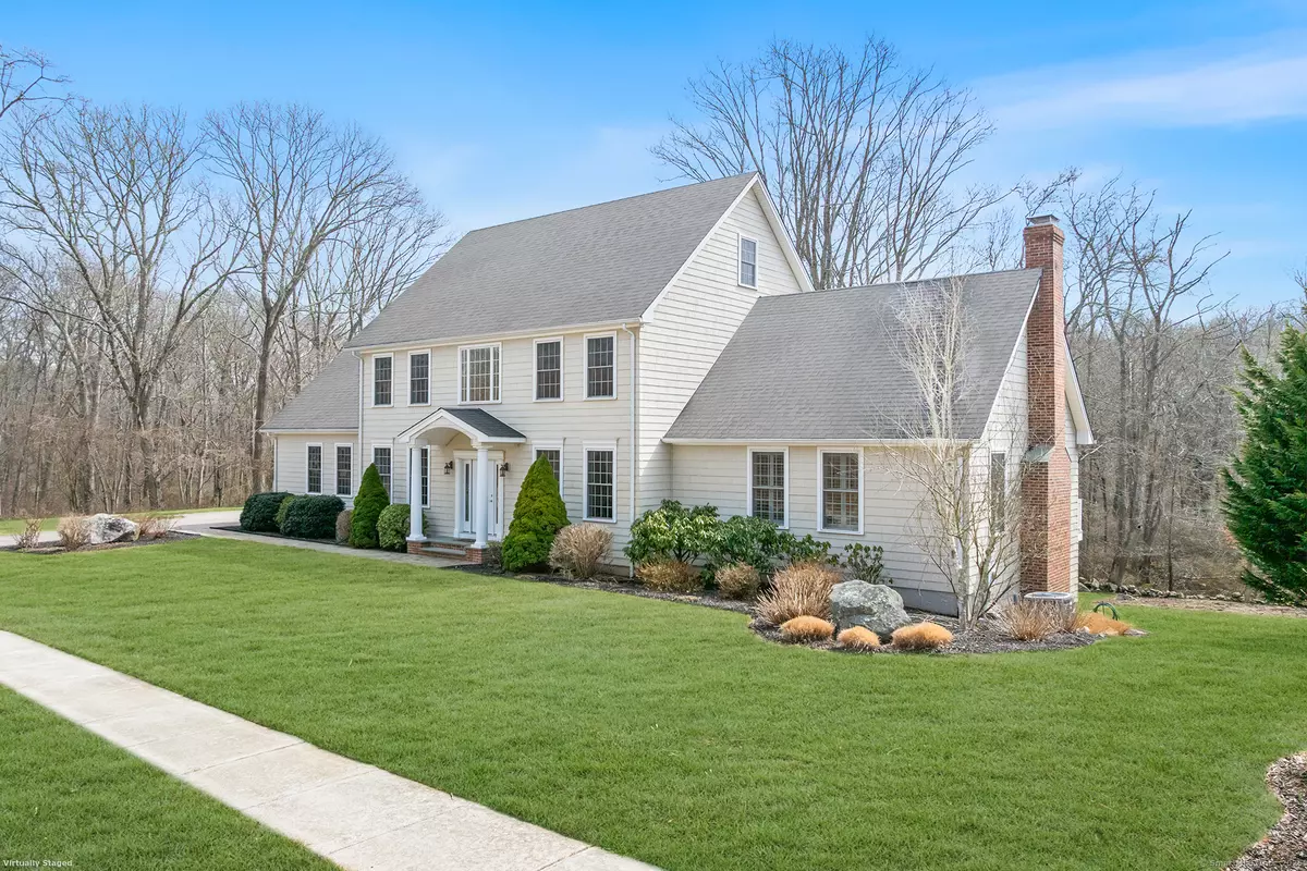 Stonington, CT 06355,12 Whaler Road