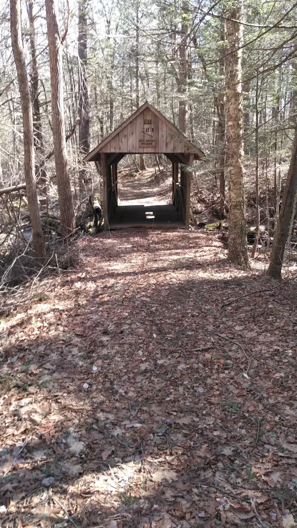 Hartland, CT 06027,256 South Road