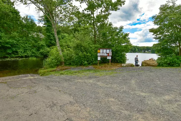 Vernon, CT 06066,274 Hatch Hill Road