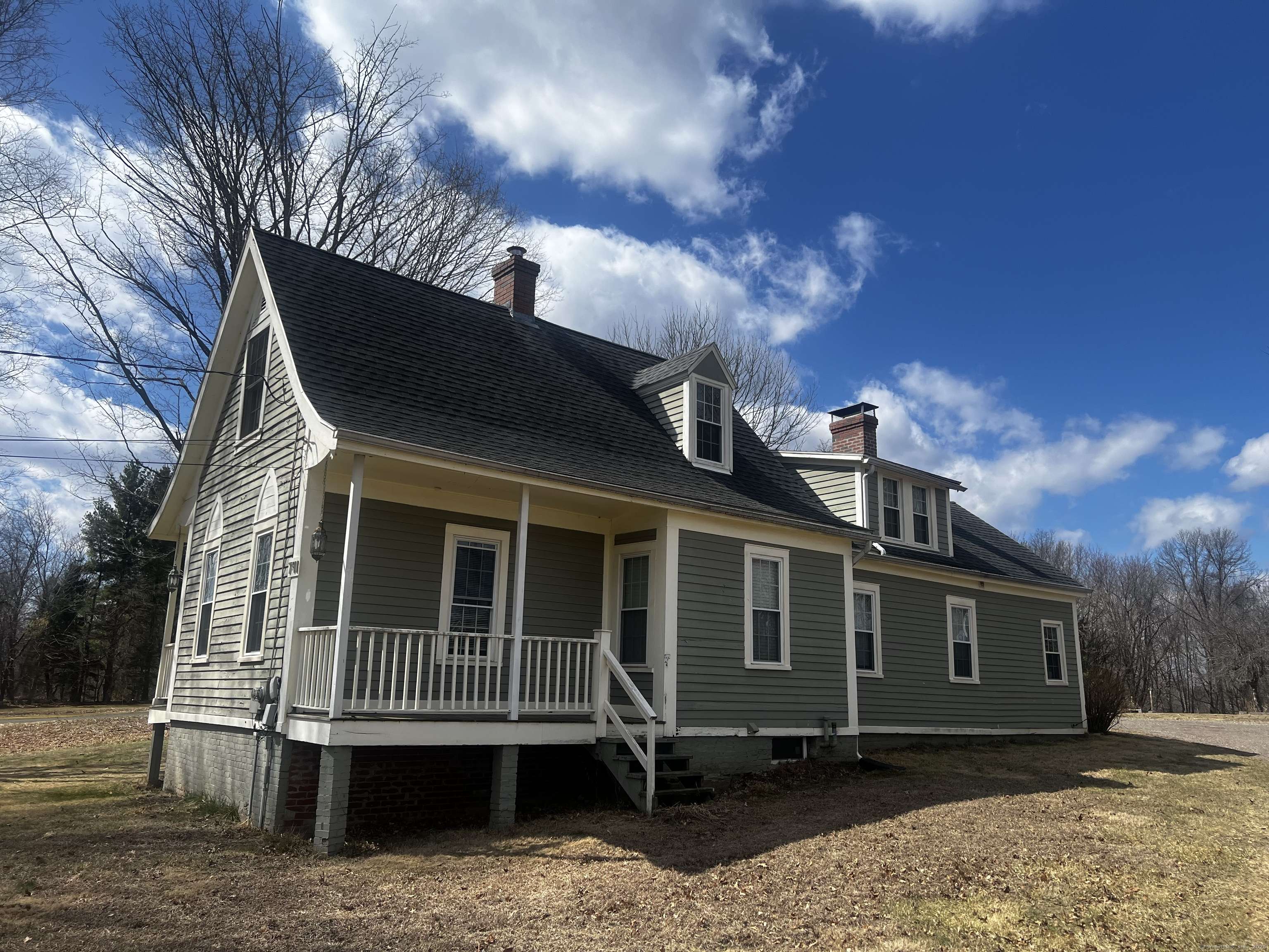 741 Mapleton Avenue, Suffield, CT 06078