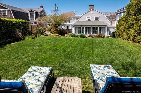 Stonington, CT 06378,25 Water Street