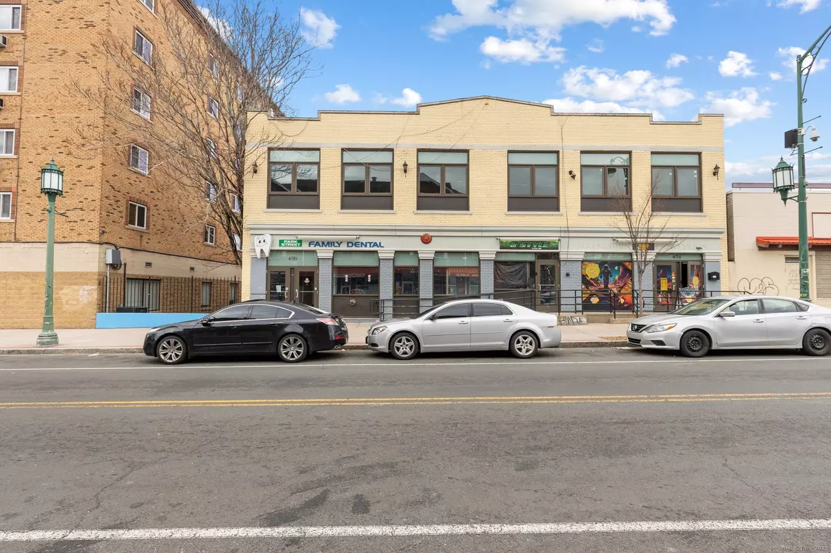 Hartford, CT 06106,454 Park Street