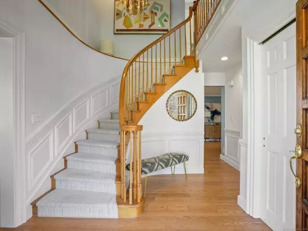 Greenwich, CT 06831,45 Homestead Road