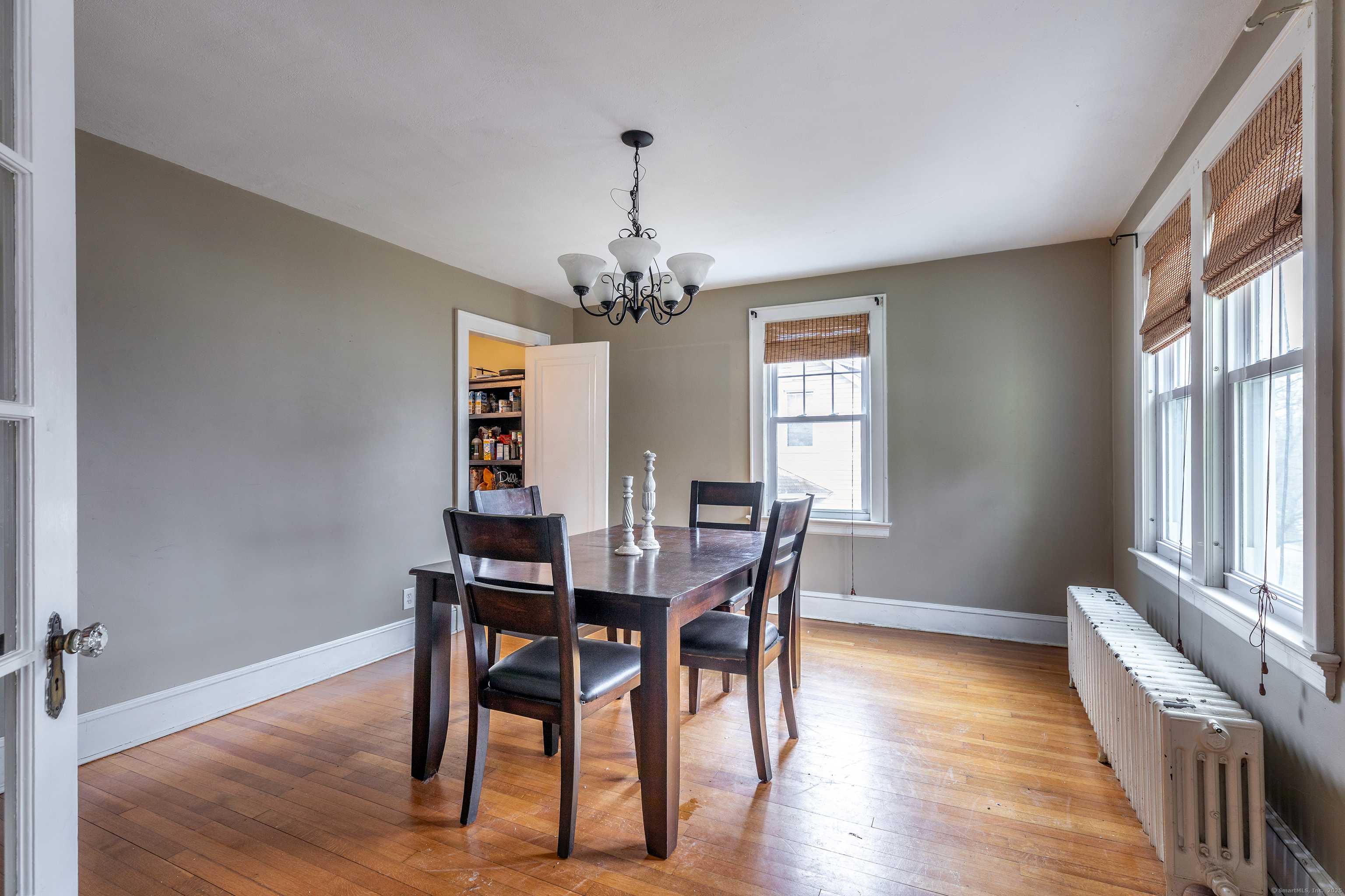 Waterbury, CT 06708,42 Valentine Street