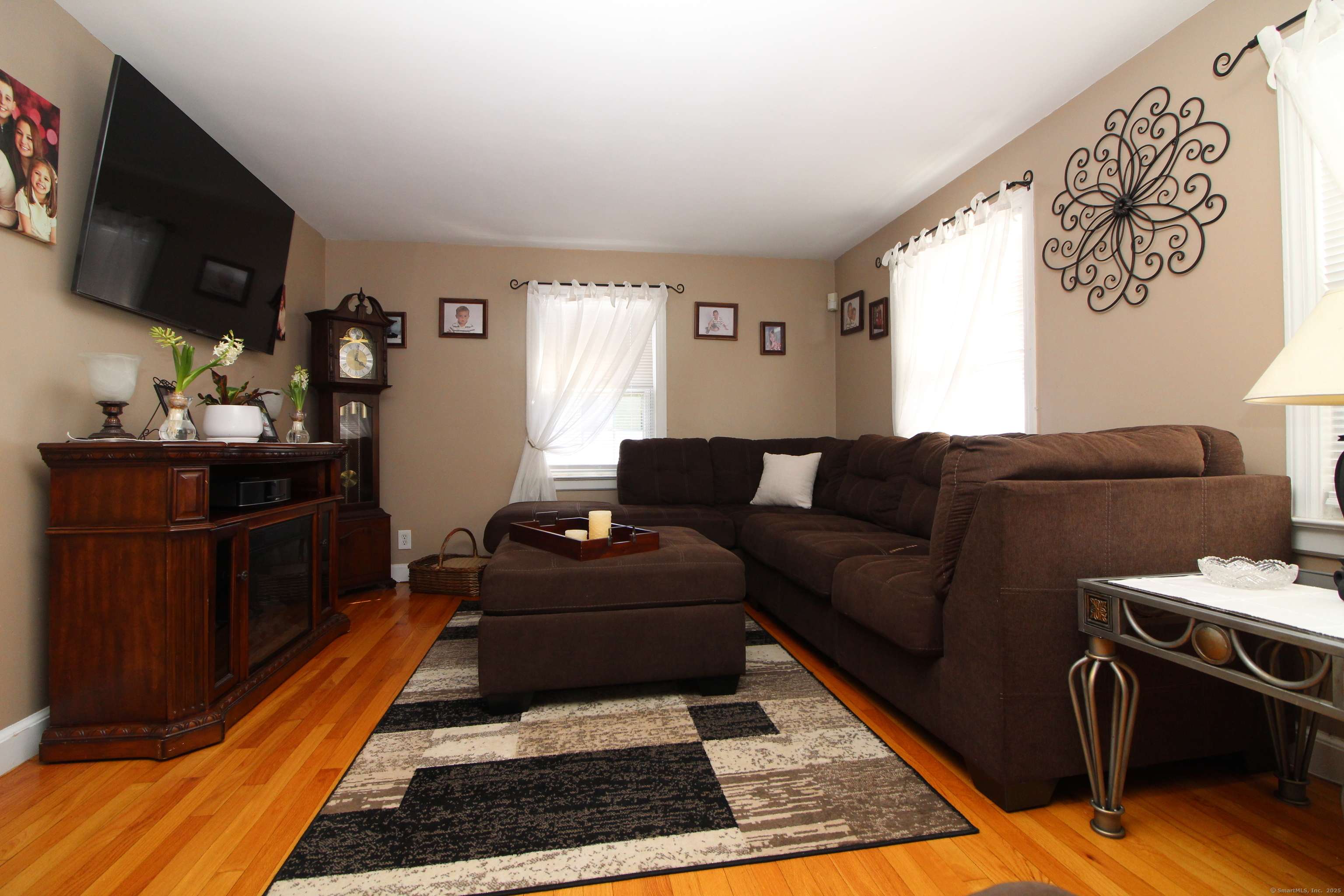 East Haven, CT 06512,227 Kenneth Street