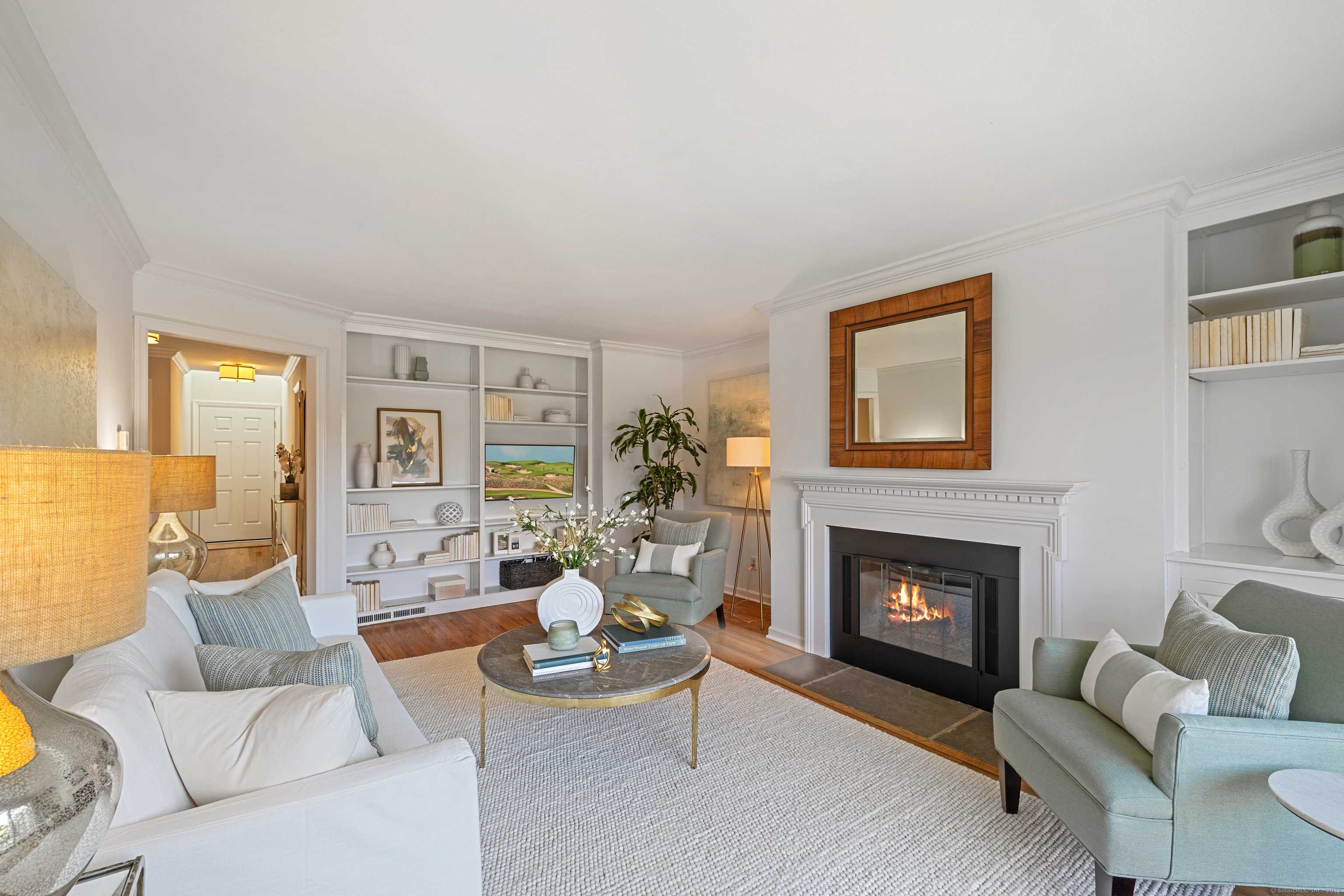 New Canaan, CT 06840,193 Park Street #C