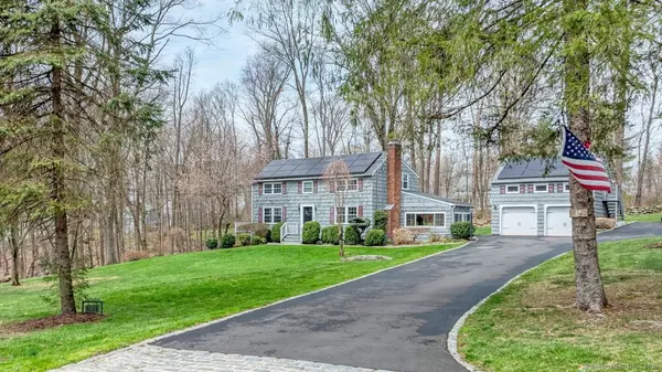 90 Harvey Road, Ridgefield, CT 06877