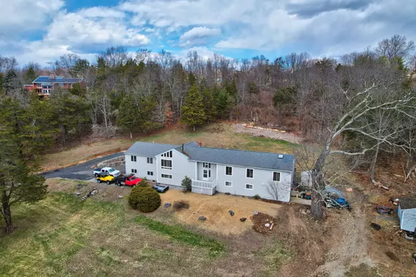154 South Benham Road, Seymour, CT 06483