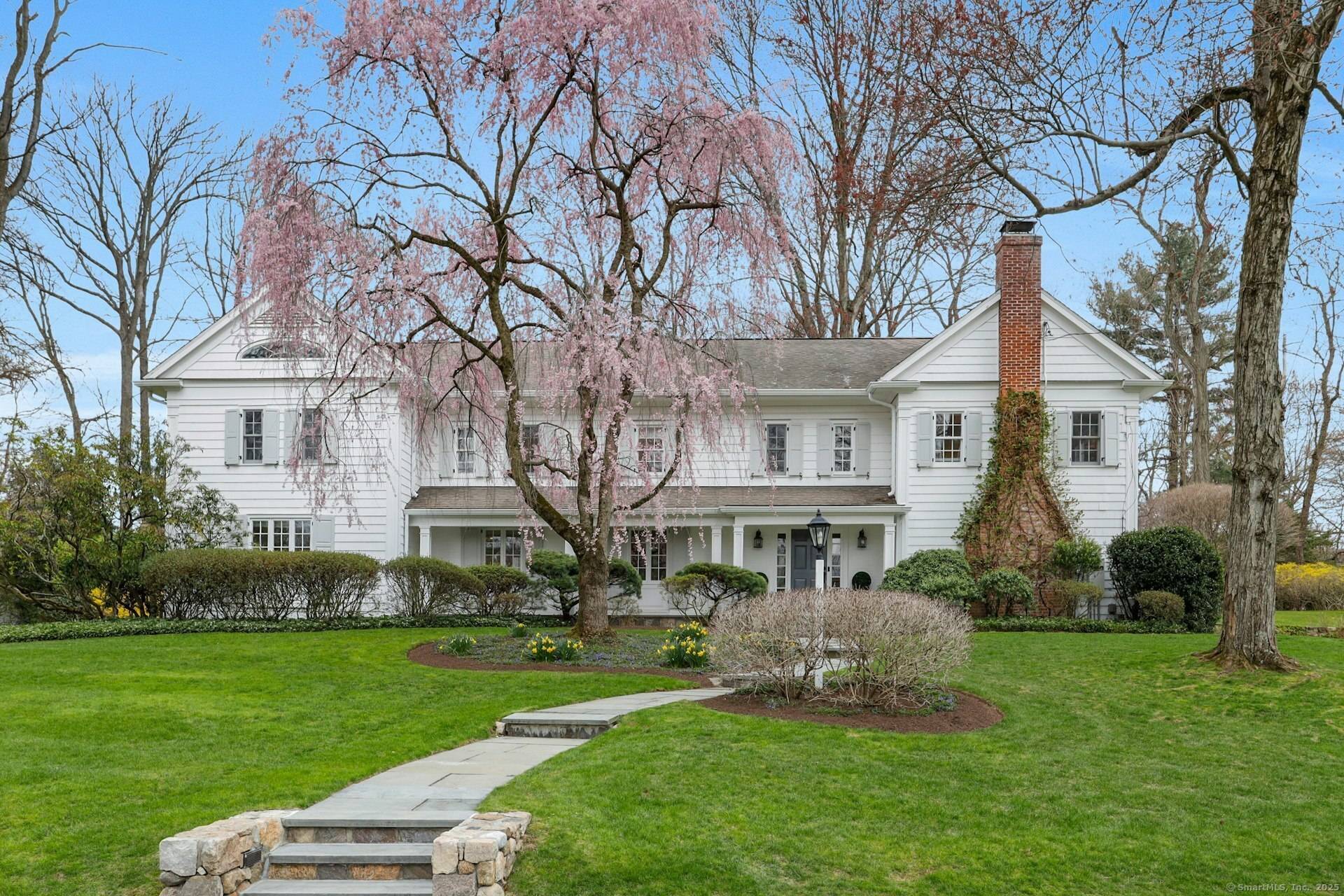12 Driftway Lane, Darien, CT 06820