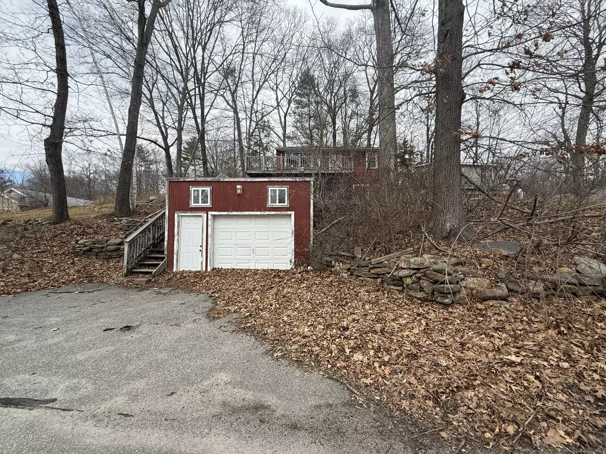 Ashford, CT 06278,22 Lakeview Drive