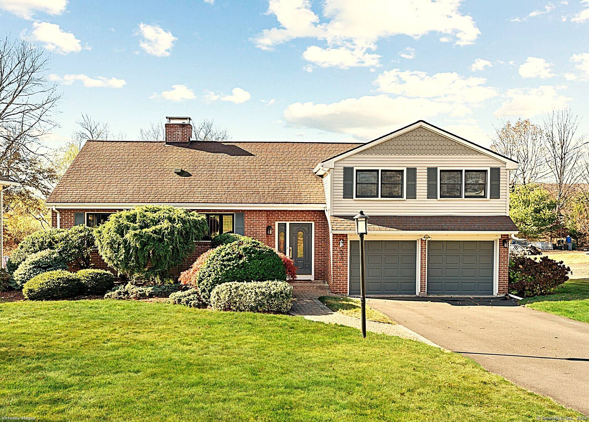 33 Howland Road, West Hartford, CT 06107