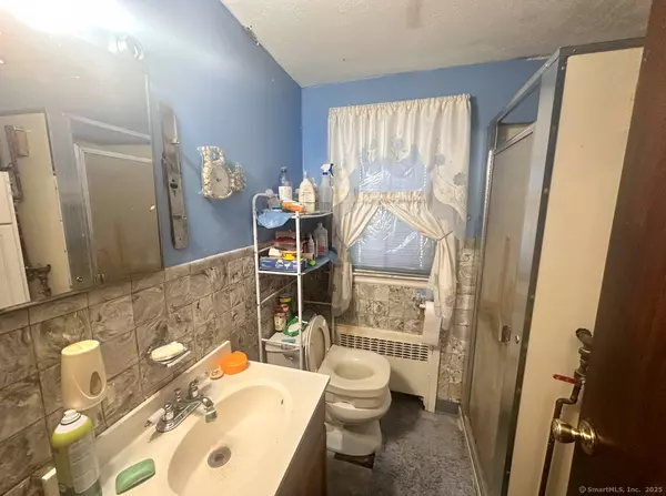 Bloomfield, CT 06002,18 Walsh Street