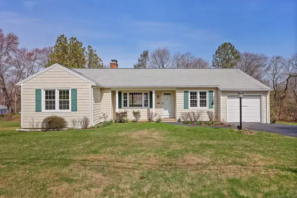 15 Arden Road, Trumbull, CT 06611