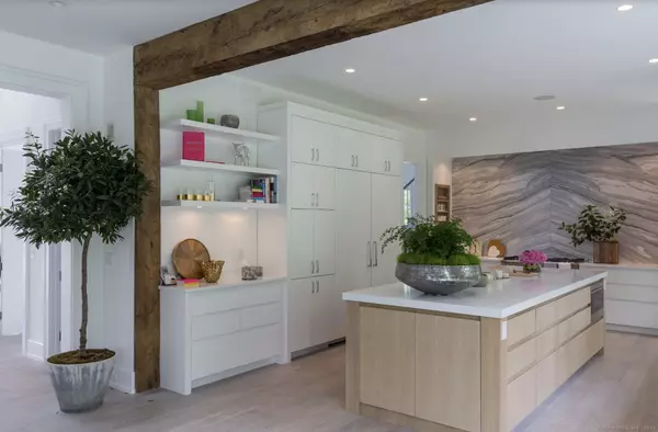 Westport, CT 06880,3 Laurel Lane