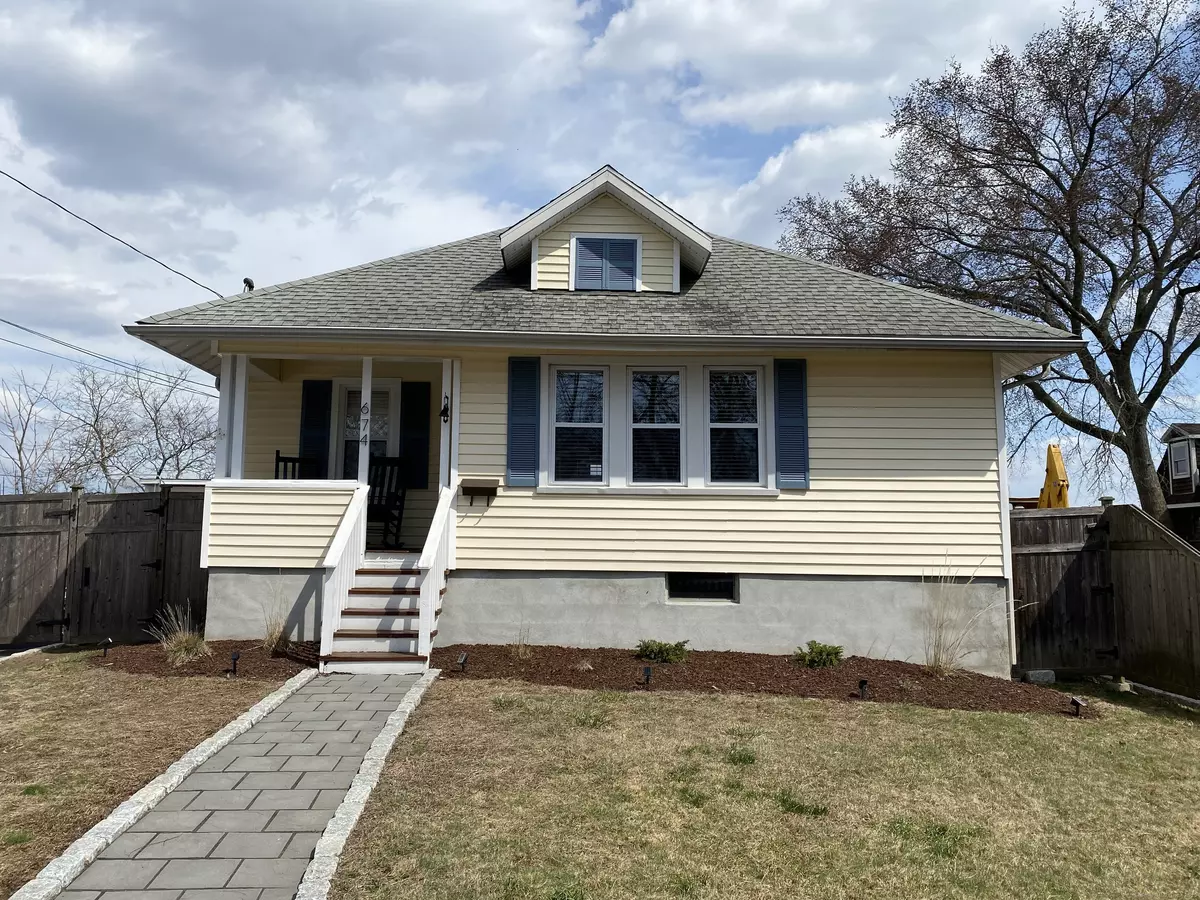 Stratford, CT 06615,674 Selbys Pond Road