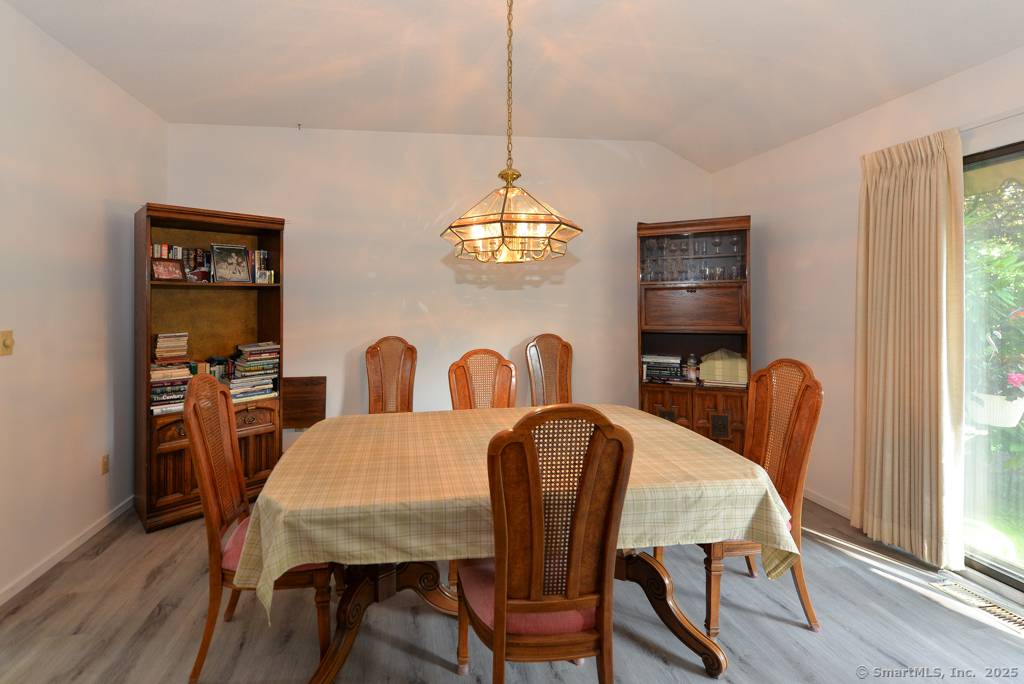 Southbury, CT 06488,264 Heritage Village #B