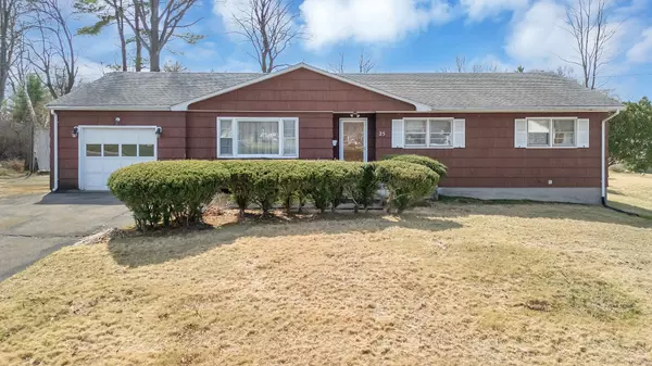 25 Cadwell Road, Bloomfield, CT 06002