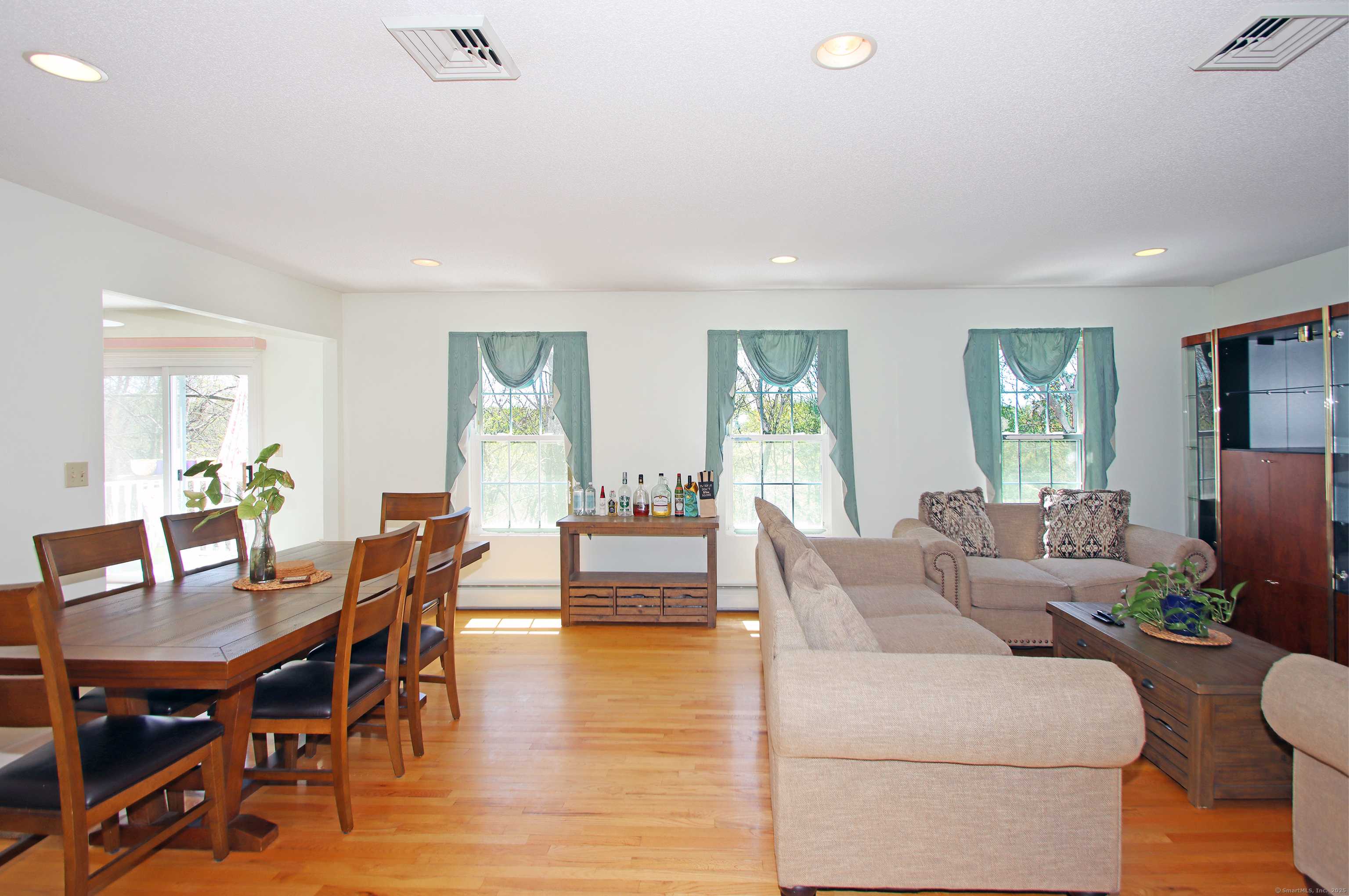 Meriden, CT 06451,155 Riverside Drive