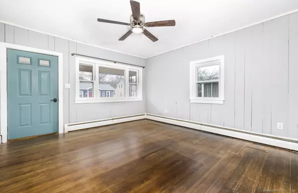 Meriden, CT 06450,515 Liberty Street #515