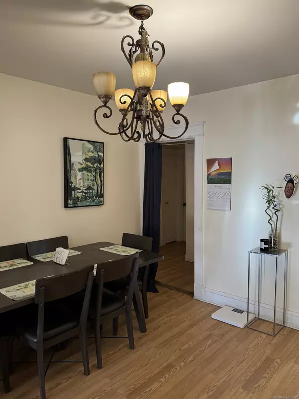 Waterbury, CT 06708,14 Grandview Avenue