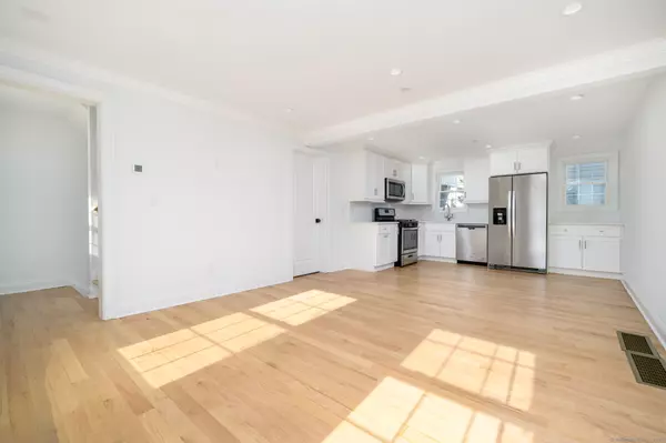 Stamford, CT 06901,159 Grove Street #C