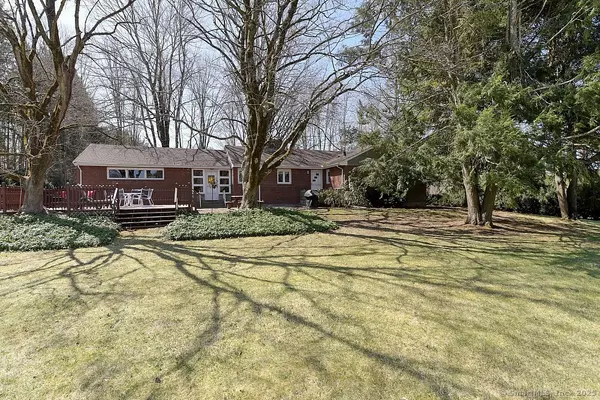 11 Packinghouse Hill Road, Durham, CT 06422