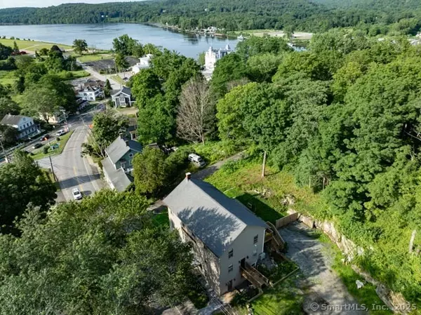 East Haddam, CT 06423,23 Main Street