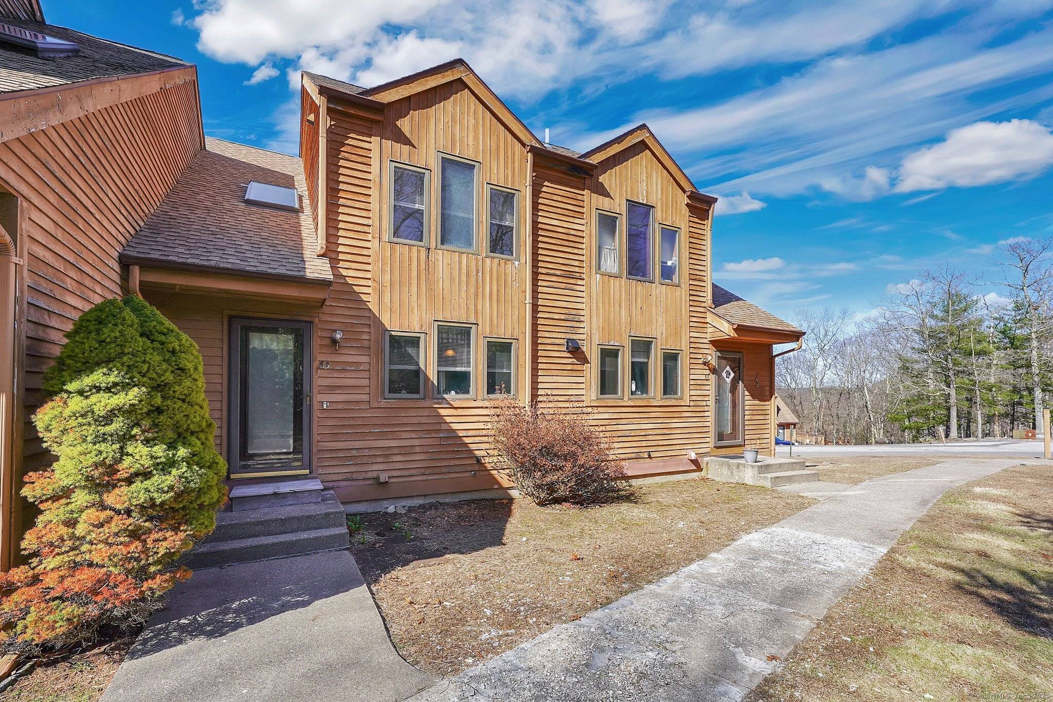 44 Tolland Avenue #APT 63, Stafford, CT 06076