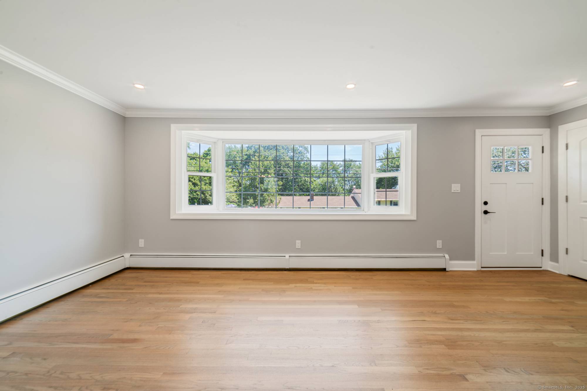Naugatuck, CT 06770,8 Linda Court