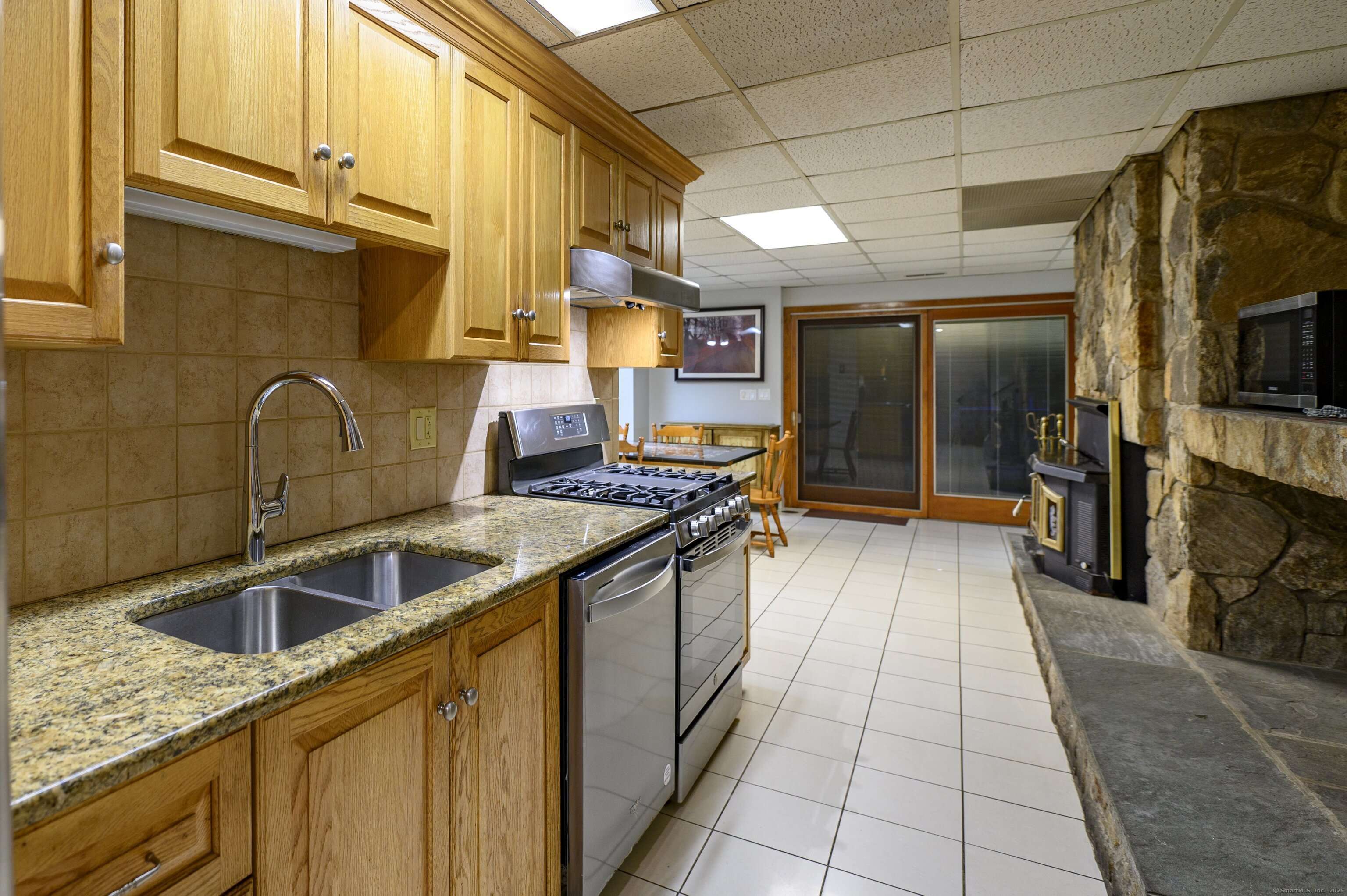Trumbull, CT 06611,41 Seeley Road