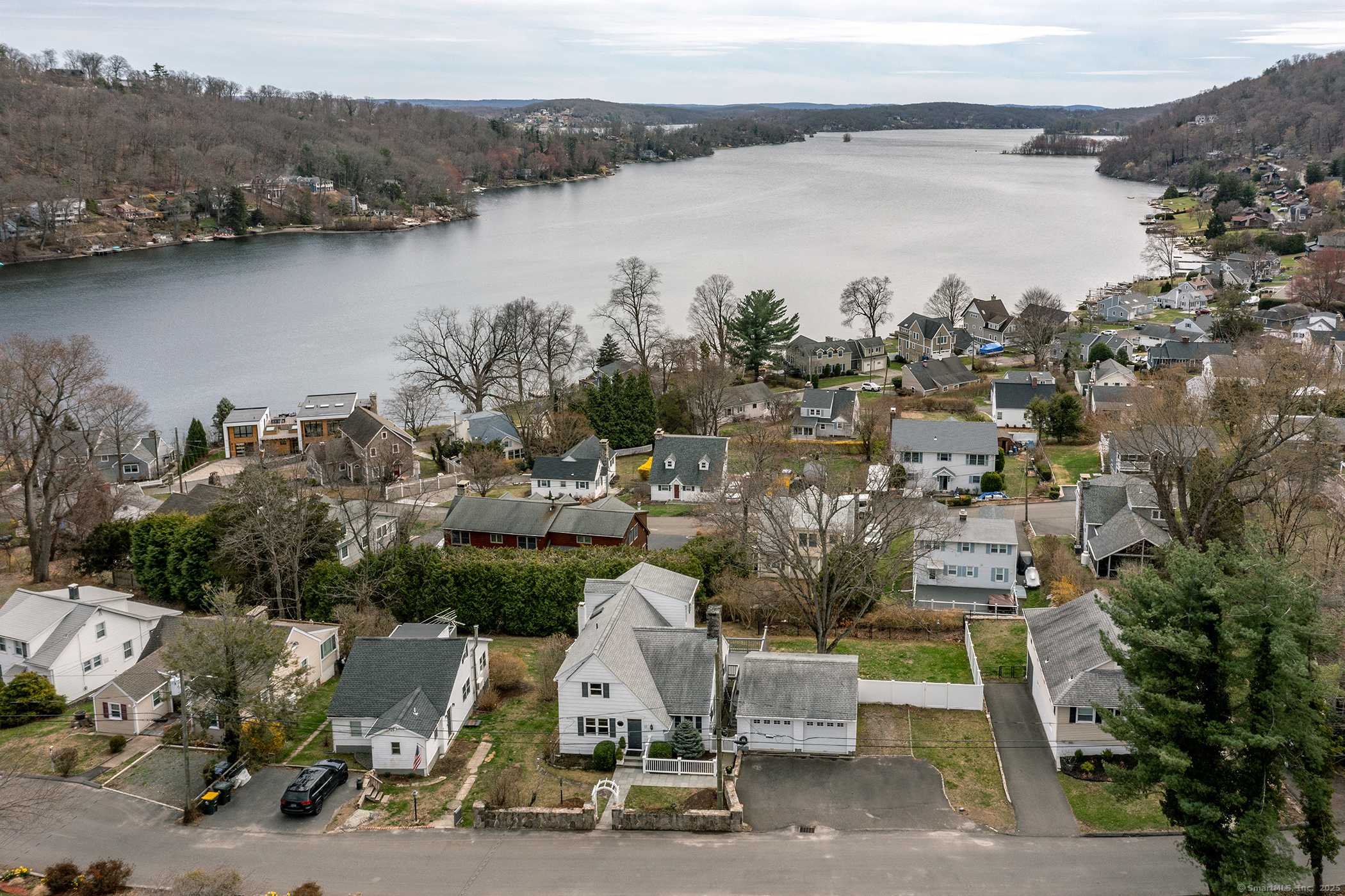 New Fairfield, CT 06812,11 North Beach Drive