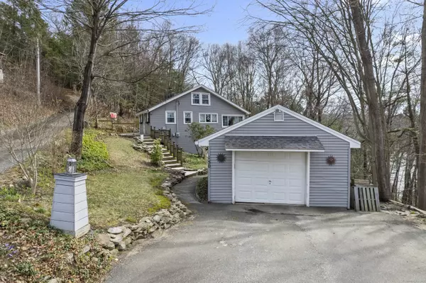 150 Upper Fish Rock Road, Southbury, CT 06488
