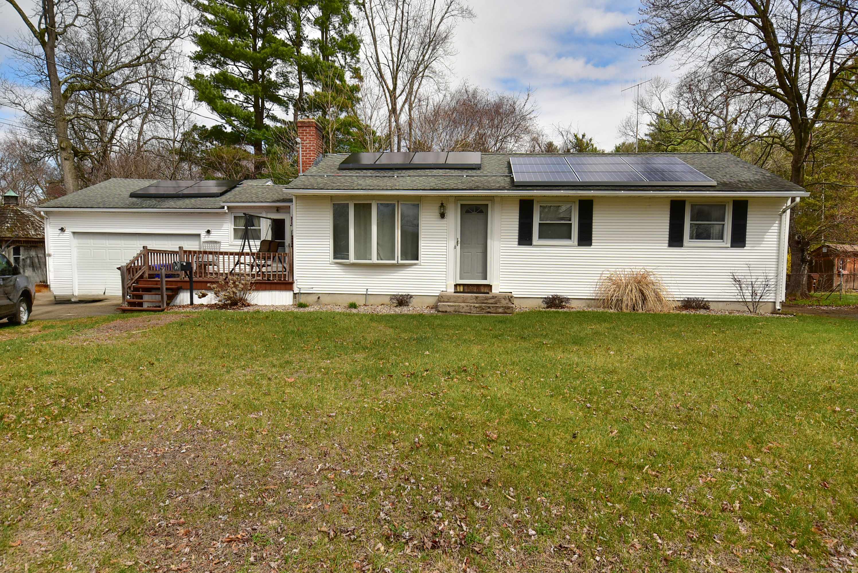 2 Nevins Avenue, Enfield, CT 06082