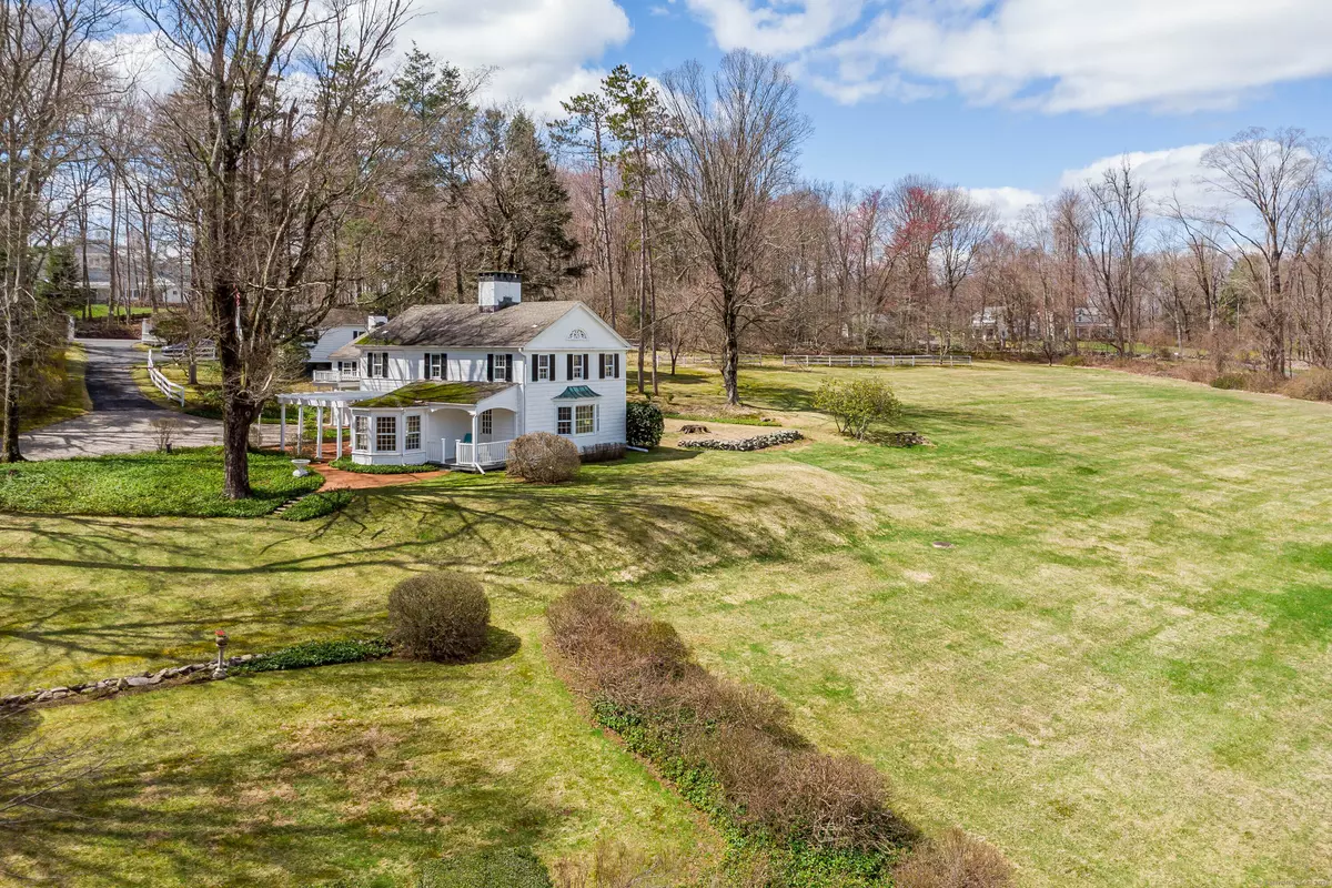 Newtown, CT 06470,23/25 Taunton Lane