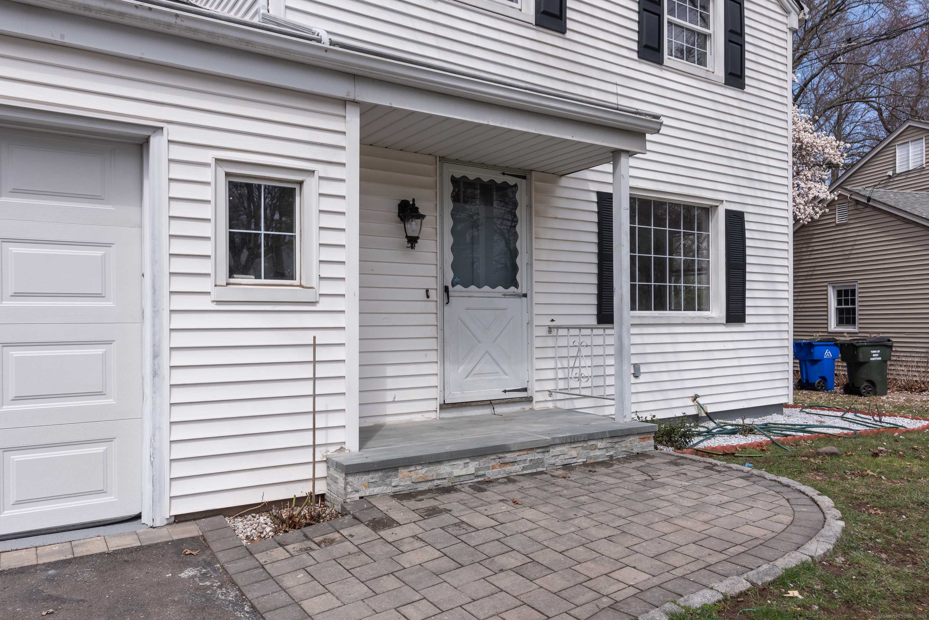 West Hartford, CT 06110,51 Shadow Lane