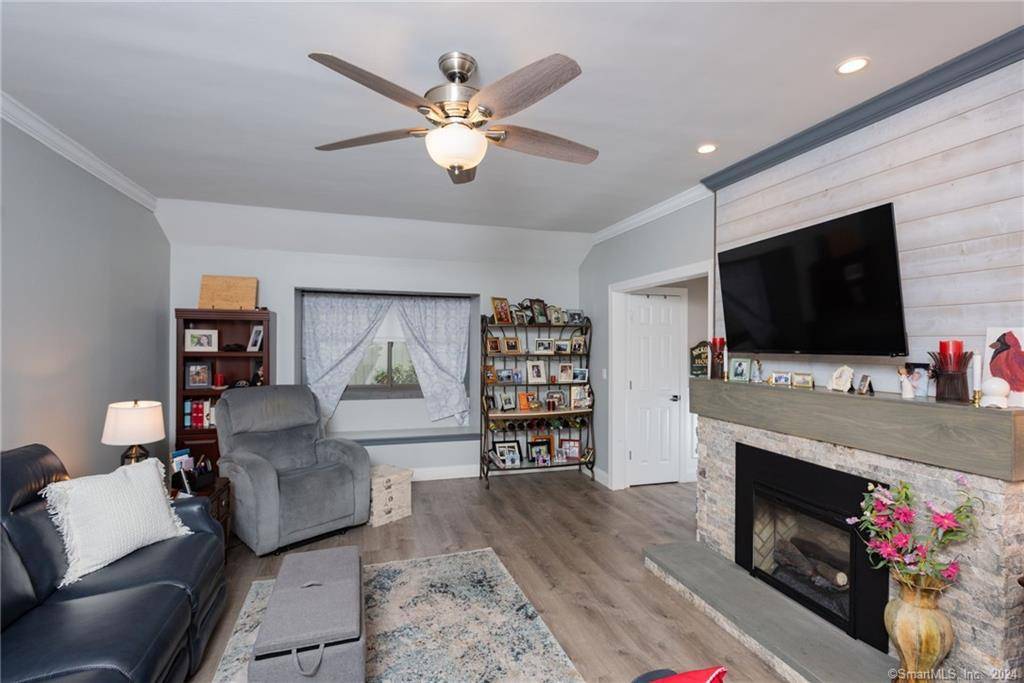 Southbury, CT 06488,128 Heritage Village #A