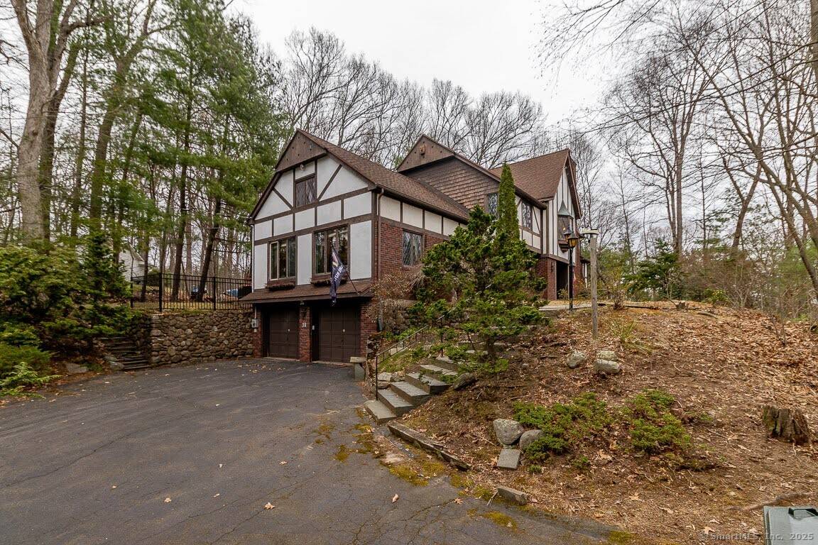 30 Boy Street, Bristol, CT 06010