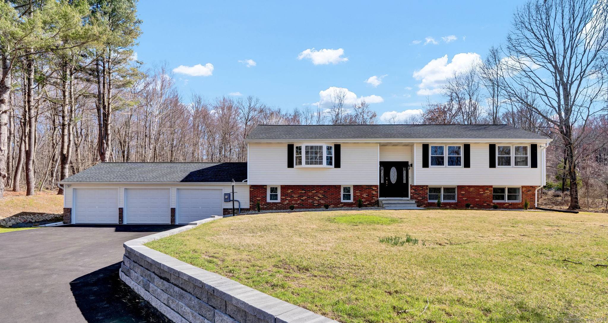 111 Mountain Road, Granby, CT 06060