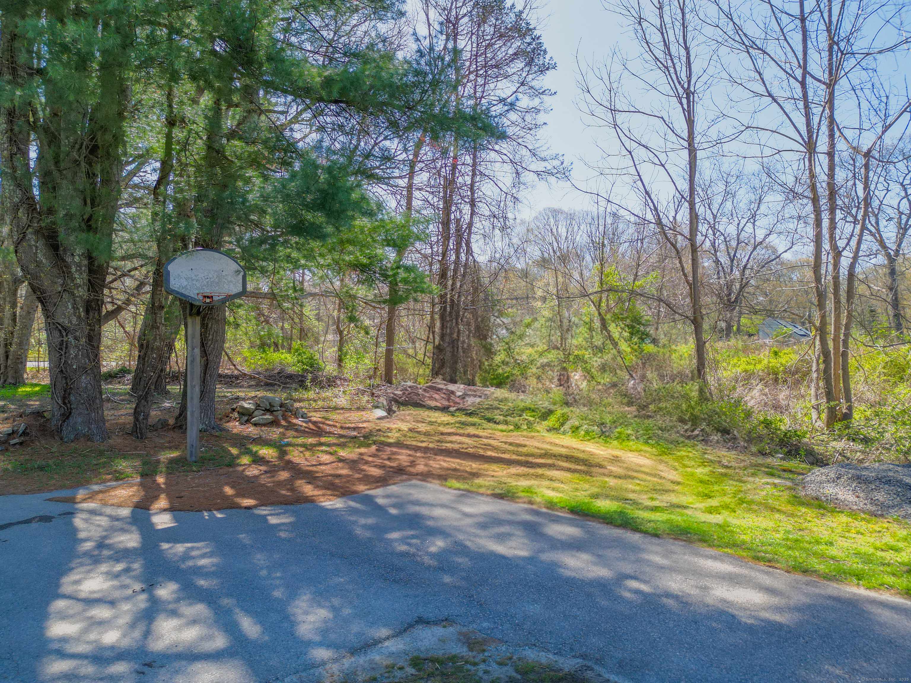 Groton, CT 06355,361 Flanders Road