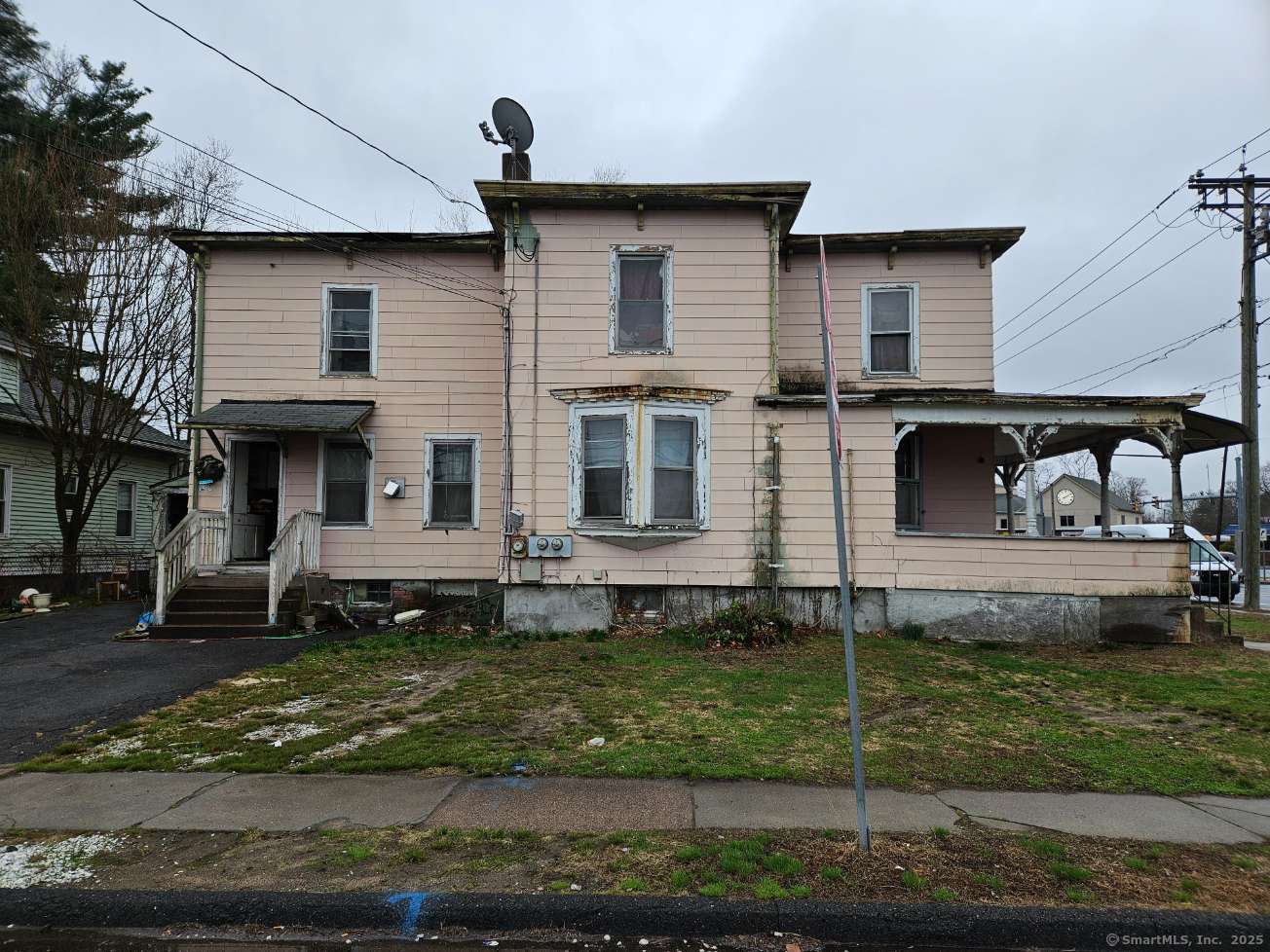 13-15 Burnside Avenue, East Hartford, CT 06108