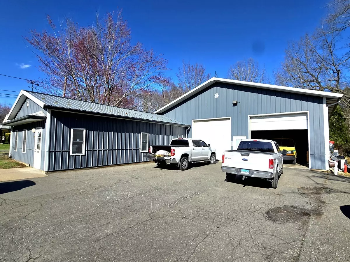 Bloomfield, CT 06002,60 Central Avenue