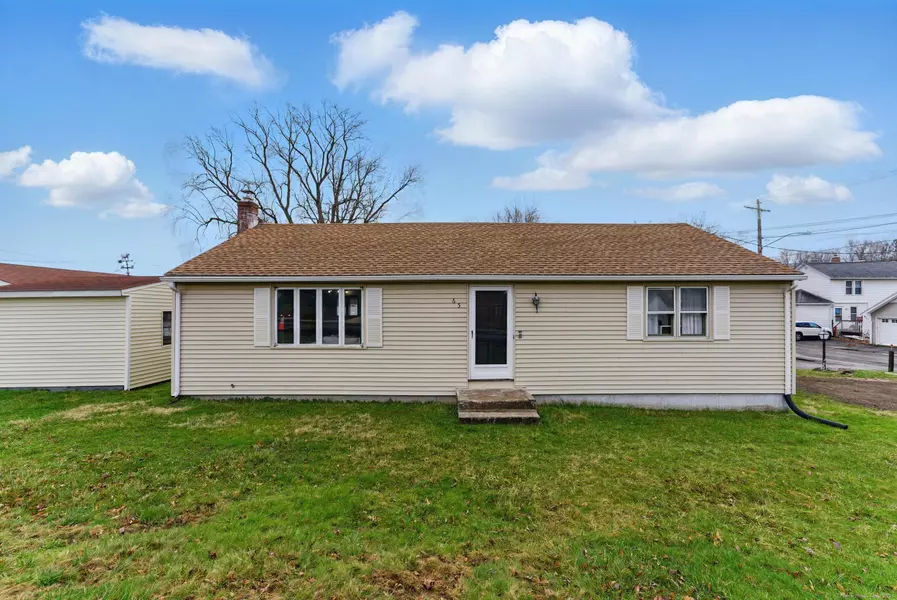 65 West Street, Windsor Locks, CT 06096