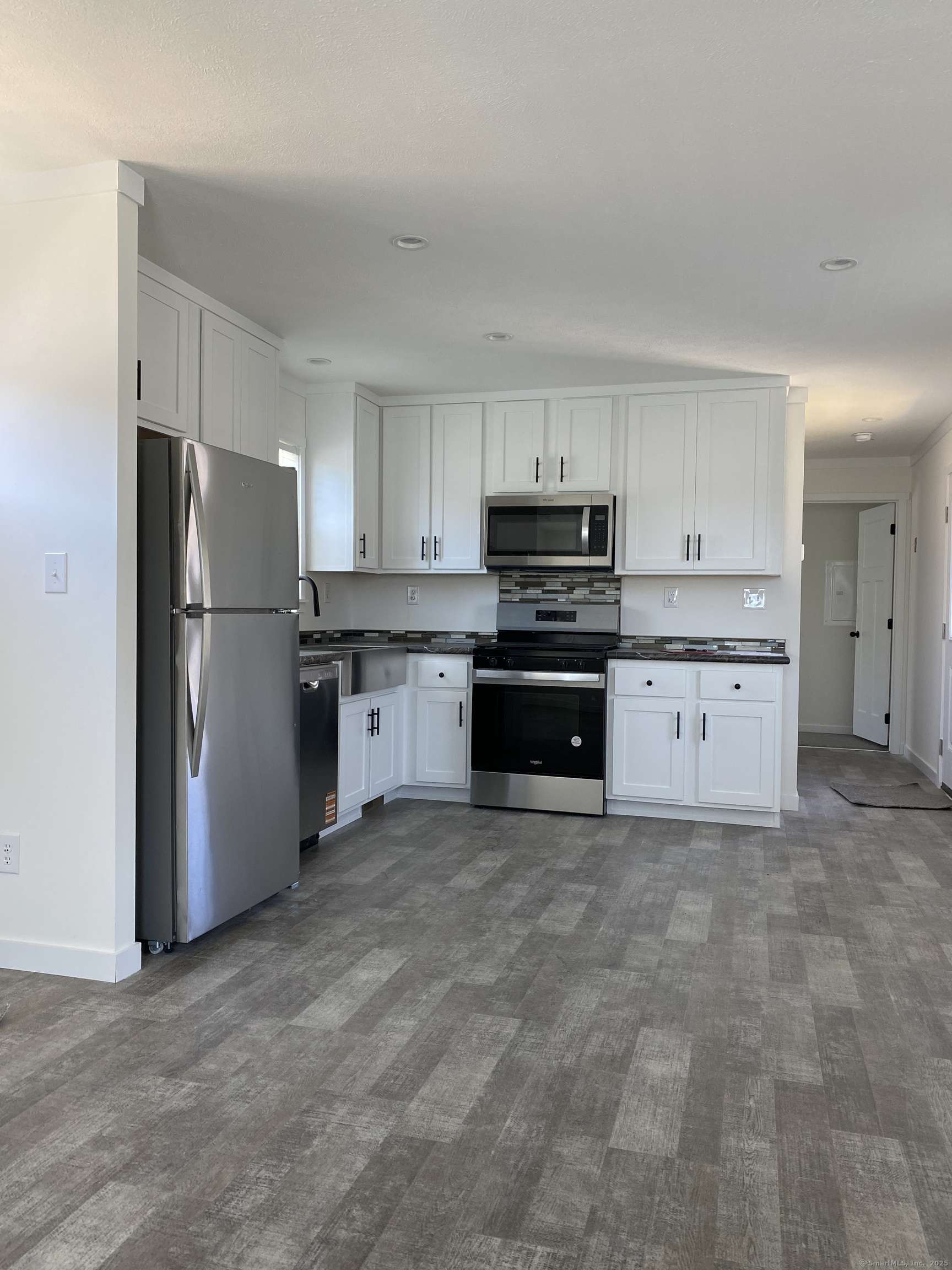 Beacon Falls, CT 06403,12 3rd Street